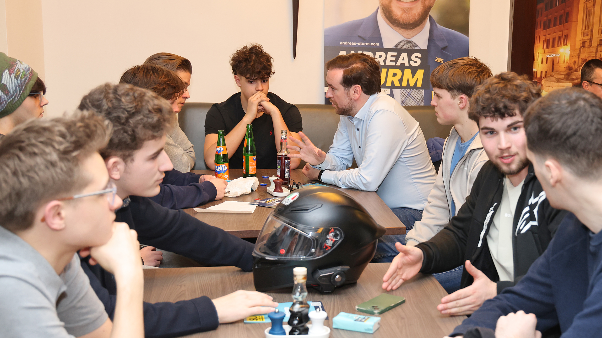 Oftersheim: St�rmischer Dialogabend mit D�nerpreisbremse